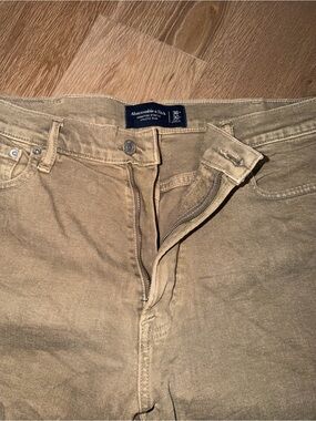 Abercrombie & Fitch Men's Athletic Slim Straight Jeans - Khaki/Tan